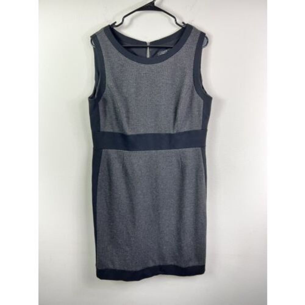 Tahari Arthur s Levine Gray Black Sheath Dress Business Office Wear Size 12 P